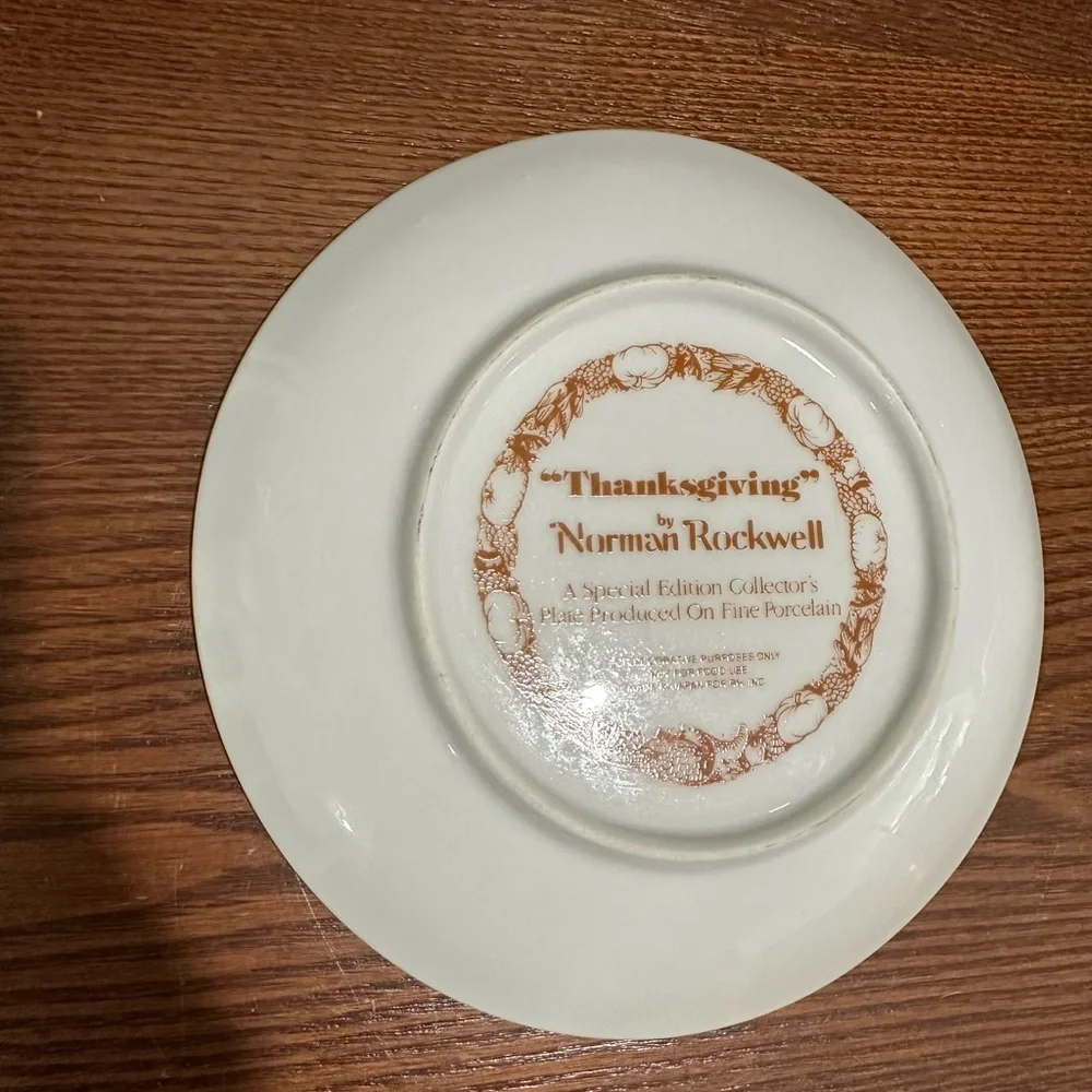 Norman Rockwell Thanksgiving Collector Plate Special Edition Porcelain Gold Rim